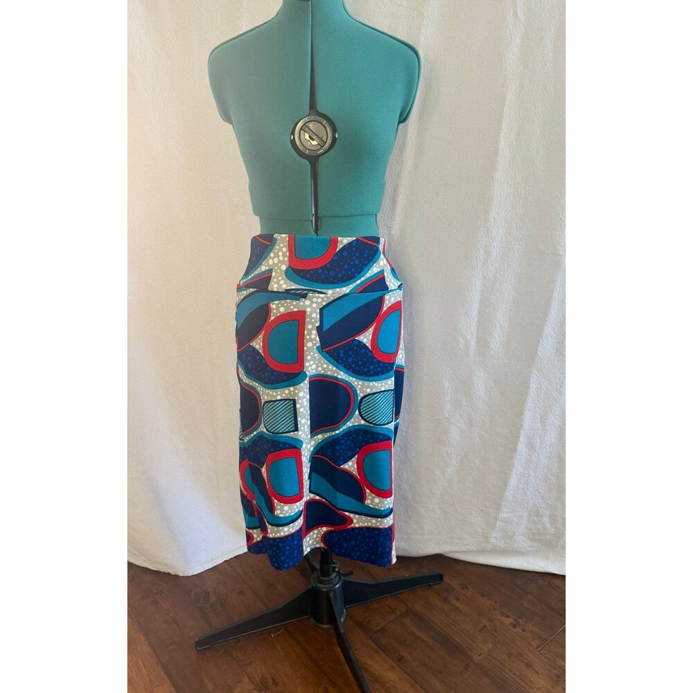 NWT LuLaRoe Cassie skirt. Size XL. Brand new with tags.